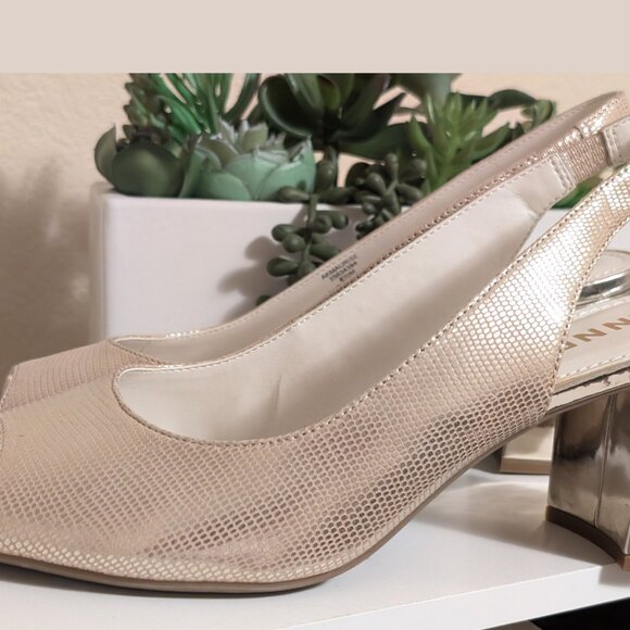 Anne Klein Slingback Open Toe Leather Chunky Heel Pale Gold, Sz 8.5 NWOT - Picture 7 of 13
